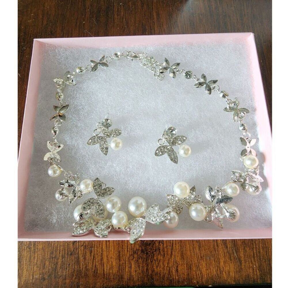 Faux Pearl and Rhinestone Butterfly Necklace & Earrings Set Wedding Prom Pretty